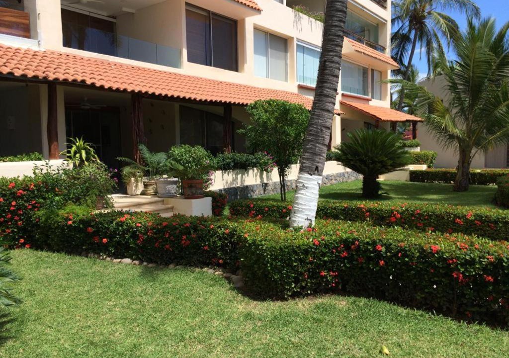 Photo of Buildings in Ixtapa