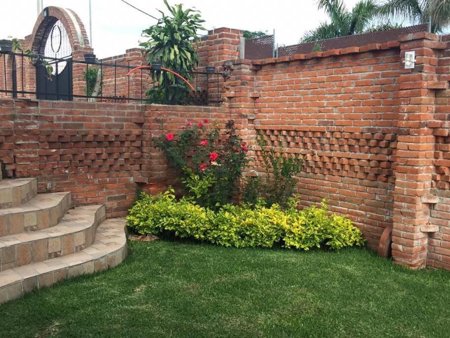 Photo of Buildings in Oaxtepec