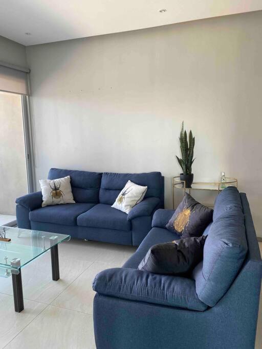 Photo of Livingroom in Financial District