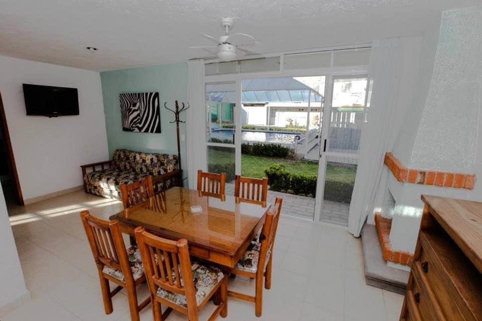 Photo of Livingroom in El Oasis Valsequillo
