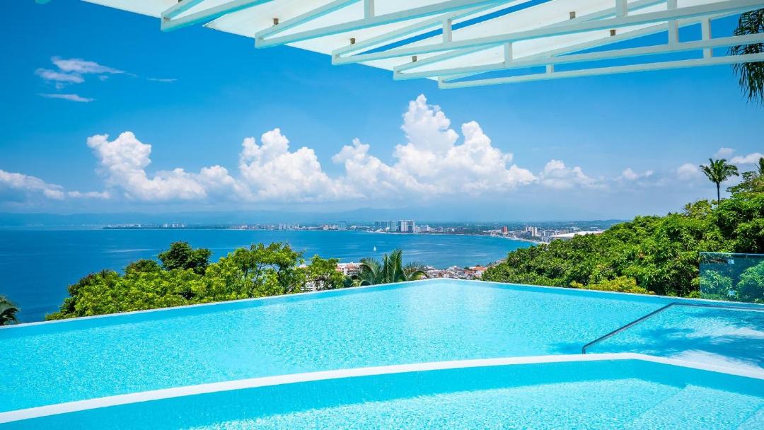 Photo of Patio Balcony in Romantic Zone