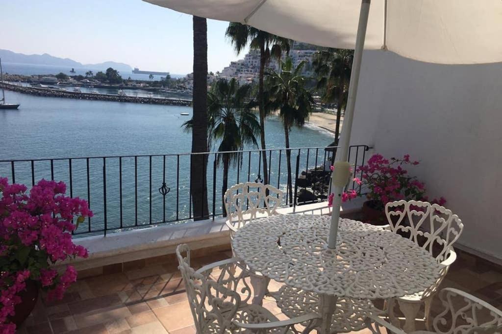 Photo of Patio Balcony in Las Hadas