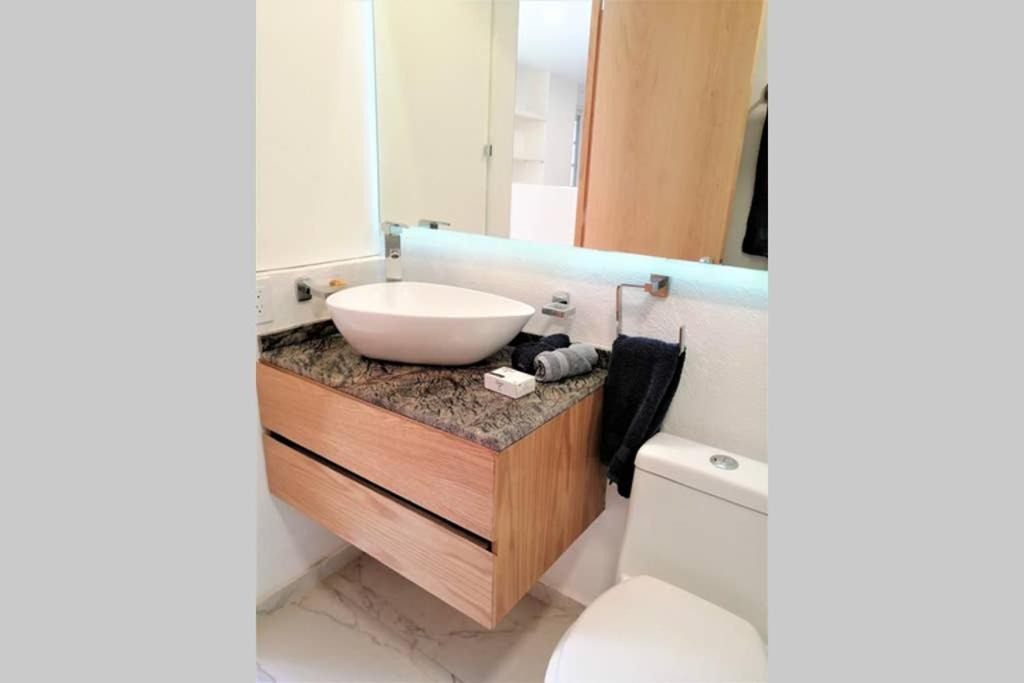Photo of Bathroom in Del Carmen