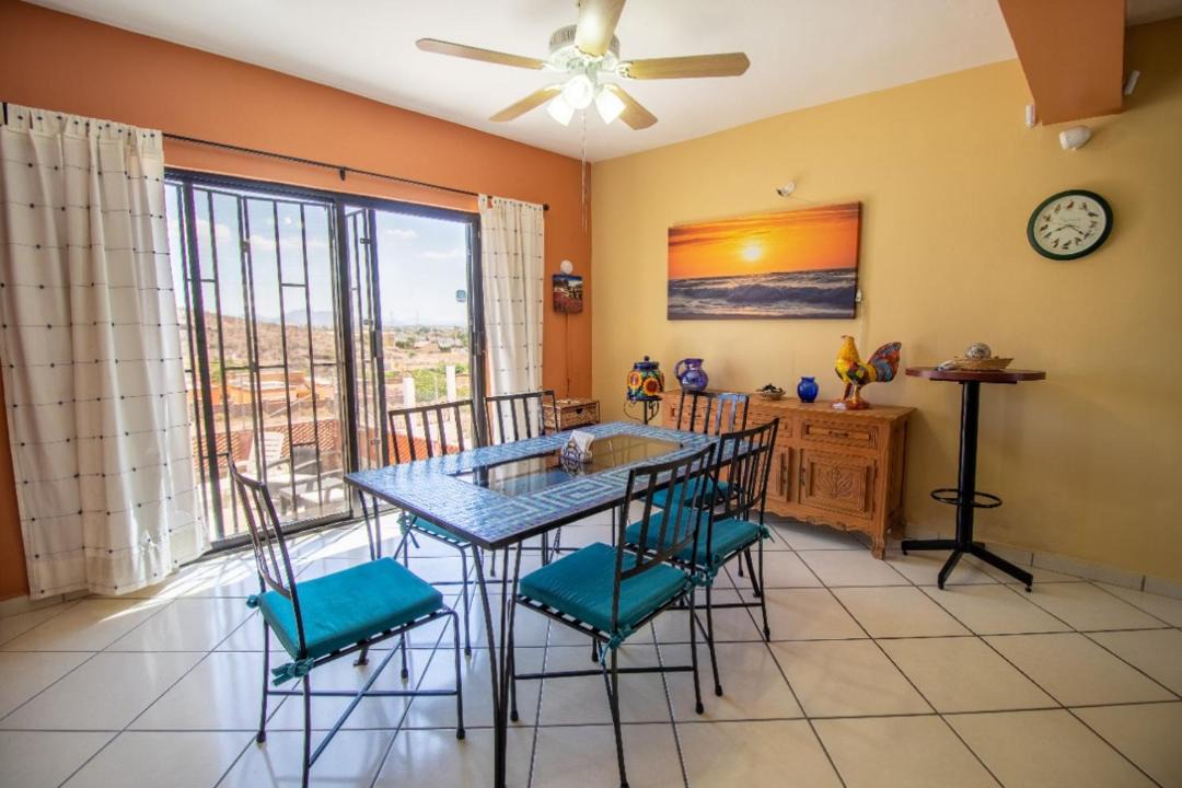 Photo of Livingroom in San Carlos