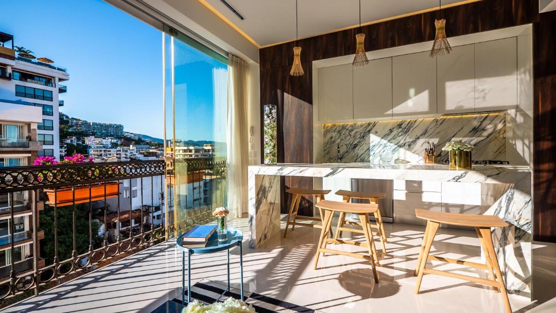 Photo of Patio Balcony in Romantic Zone