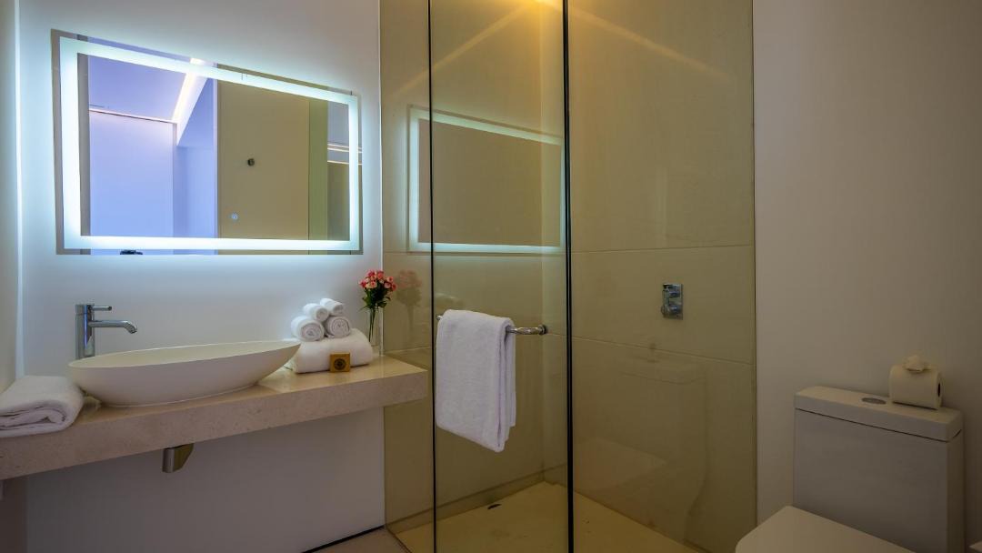 Photo of Bathroom in Romantic Zone