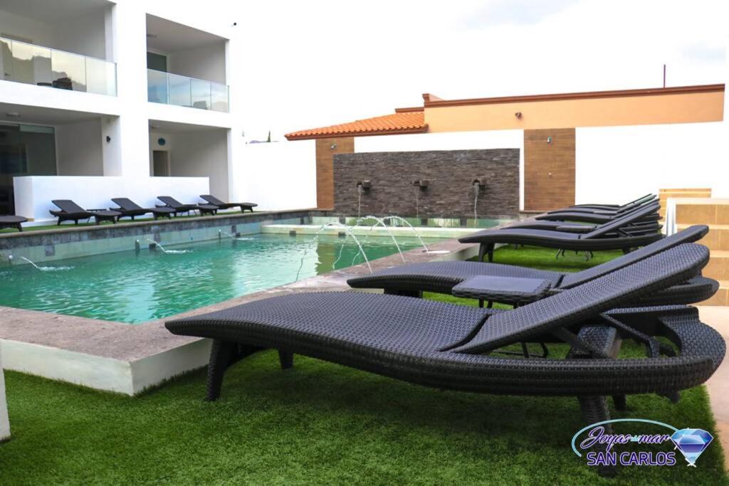Photo of Outdoor in San Carlos