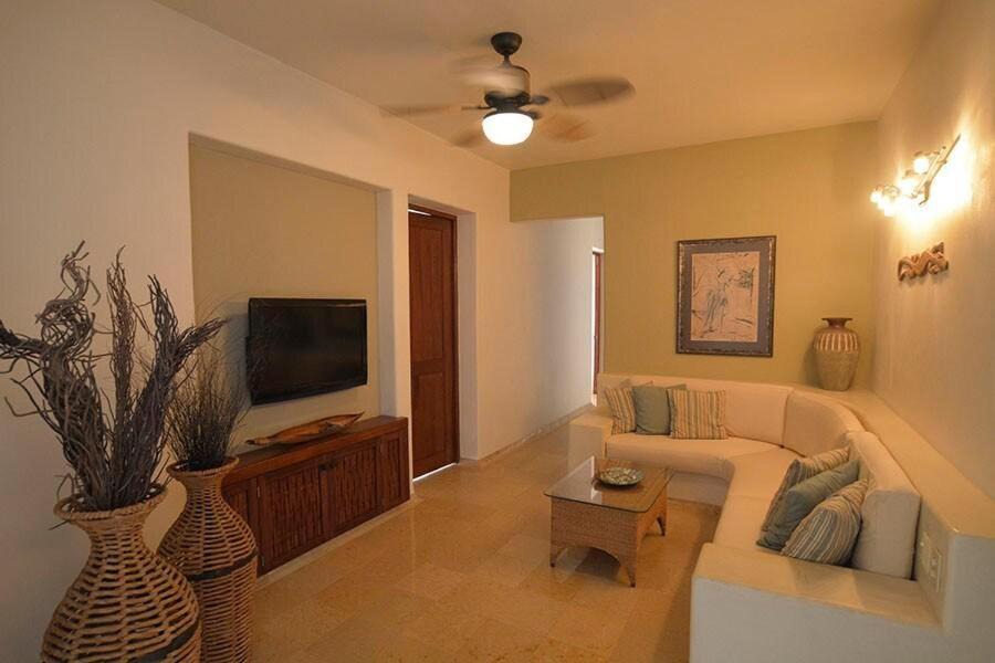 Photo of Livingroom in Playa Las Gatas