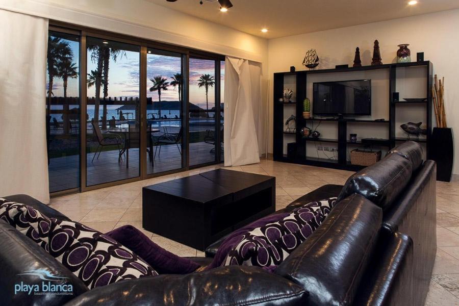 Photo of Livingroom in San Carlos
