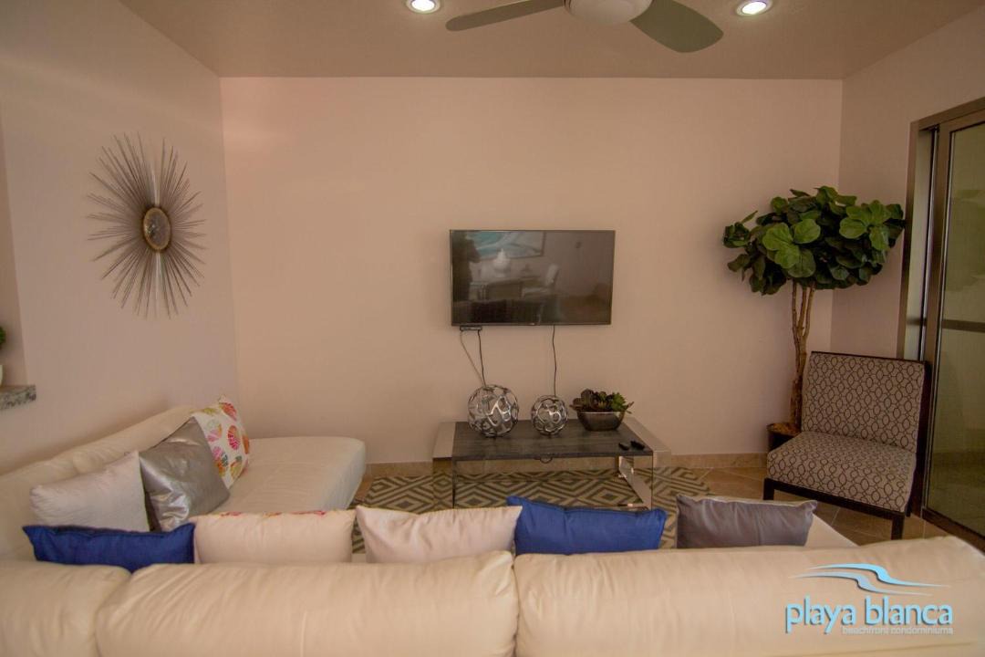 Photo of Livingroom in San Carlos