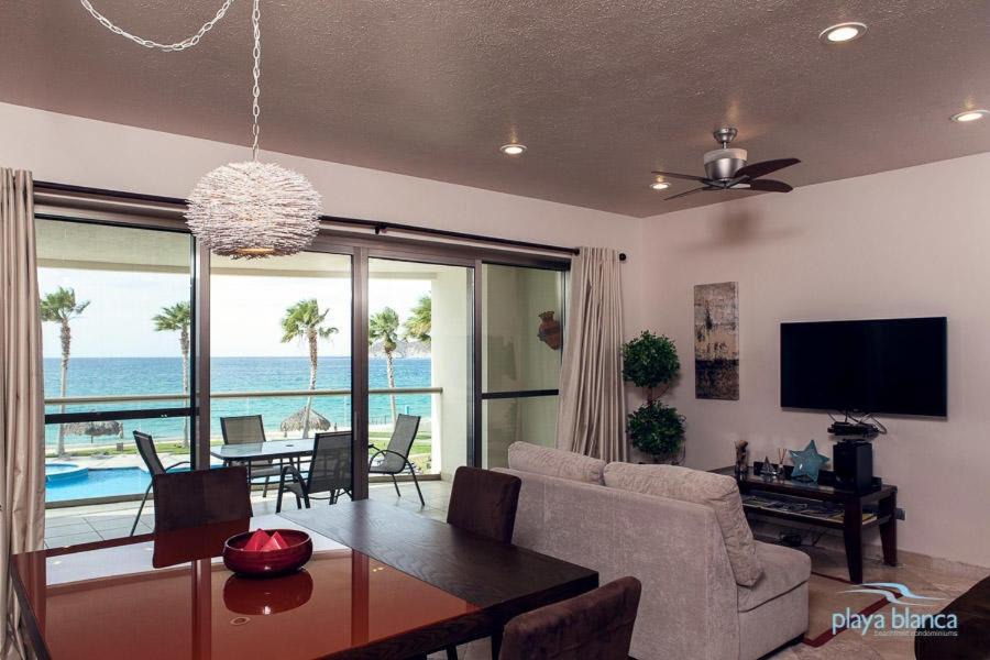 Photo of Livingroom in San Carlos