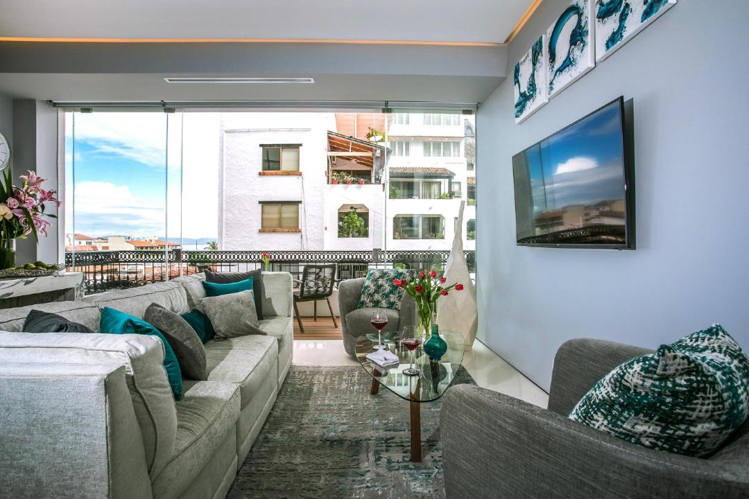 Photo of Livingroom in Romantic Zone