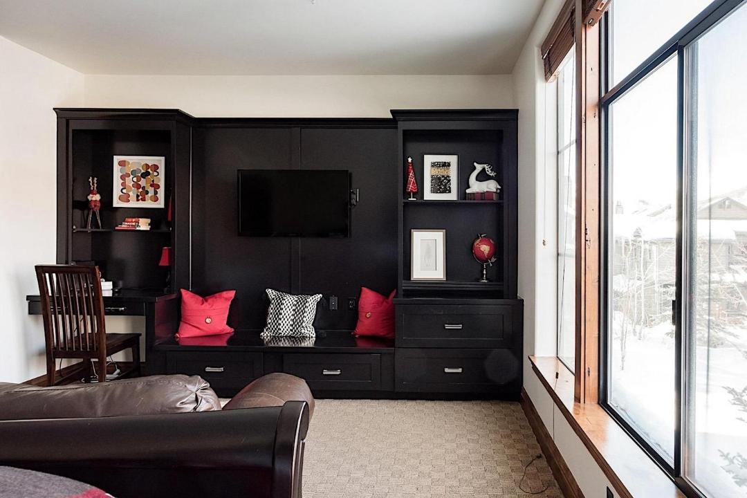 Photo of Livingroom in Deer Valley
