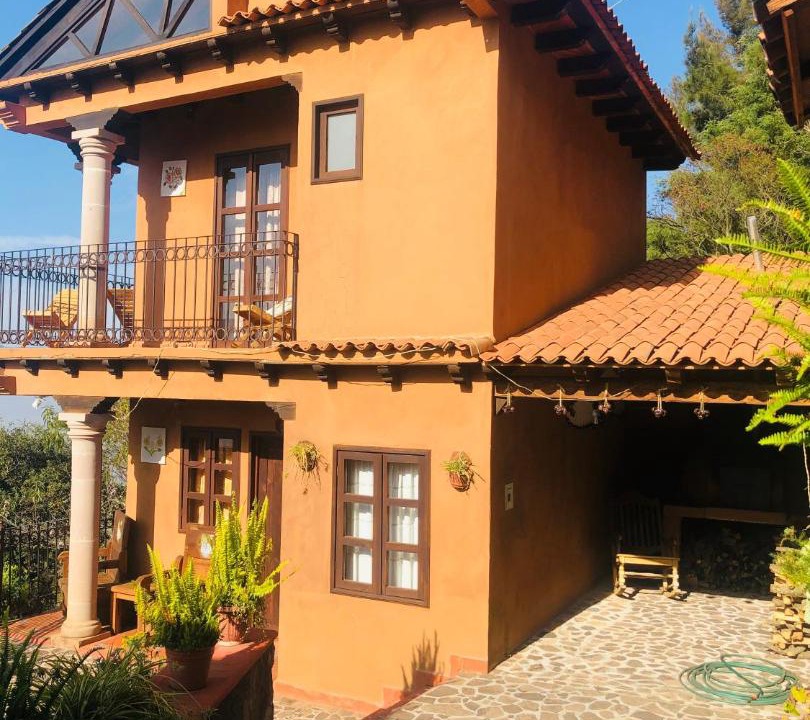 Photo of Buildings in Tzintzuntzan