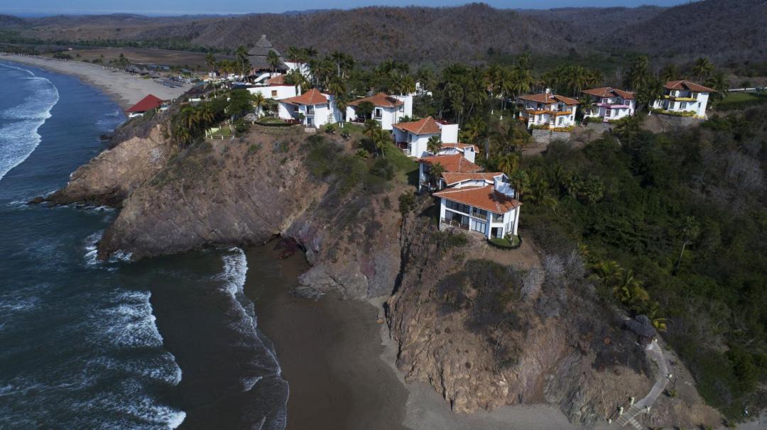 Photo of Buildings in Tenacatita