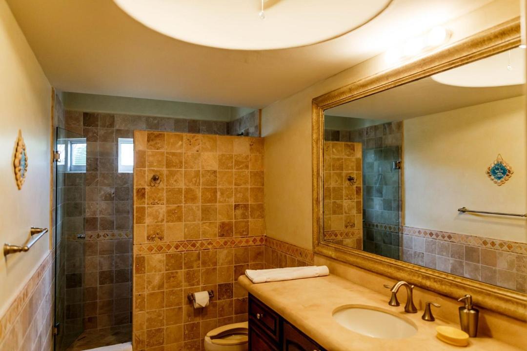 Photo of Bathroom in Zona Hotelera