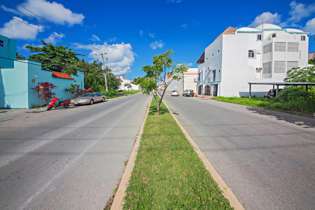 Photo of Buildings in Colonia Andres