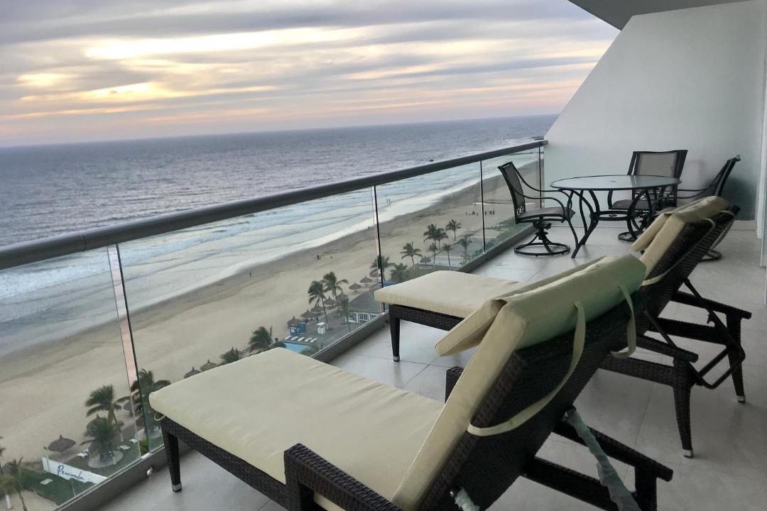 Photo of Patio Balcony in Cerritos