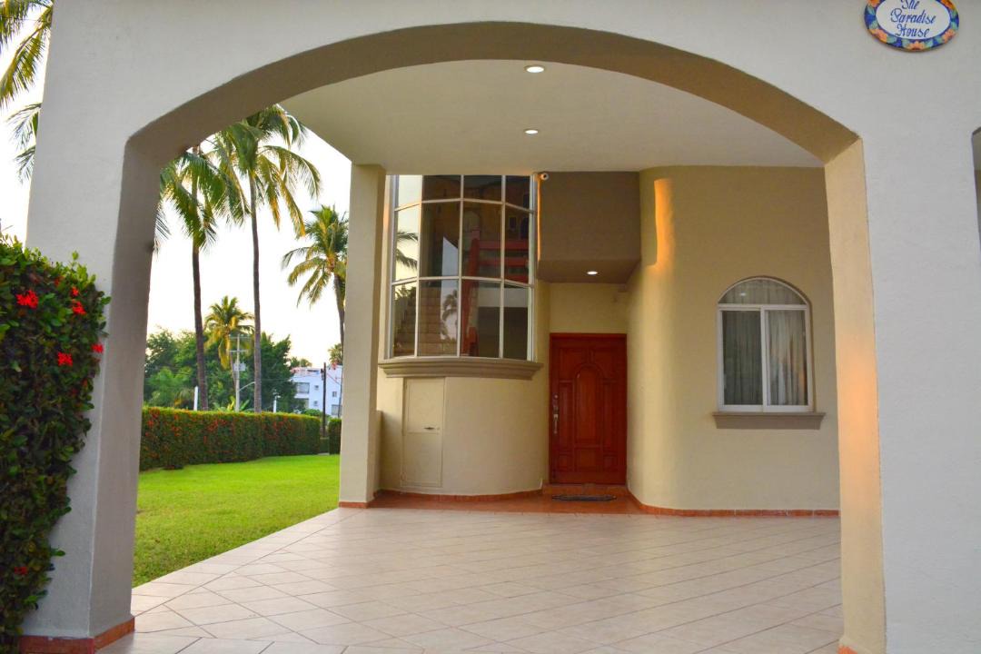 Photo of Buildings in Club Santiago