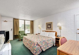 Howard Johnson by Wyndham Galloway Atlantic City Area