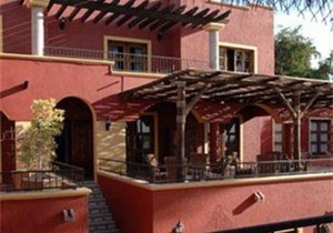 Posada de las Flores La Paz