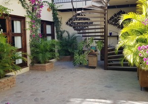 Posada de las Flores La Paz