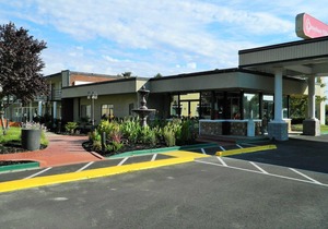 SureStay Plus Hotel by Best Western Sacramento Cal Expo