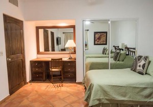Las Maanitas C1073 BR by Casago
