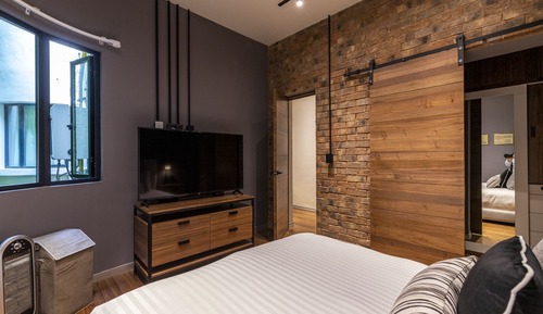Executive Apartment