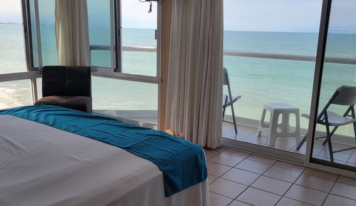 Suite Two Bedrooms Sea View