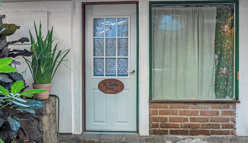 Comfort Studio Suite, 1 Bedroom, Kitchen, Garden View