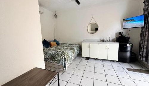 King Studio with Sofa Bed
