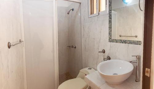 Twin Room with Air-Conditioning