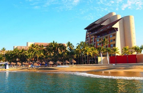 Marina Vallarta Hotel | Club Regina Puerto Vallarta