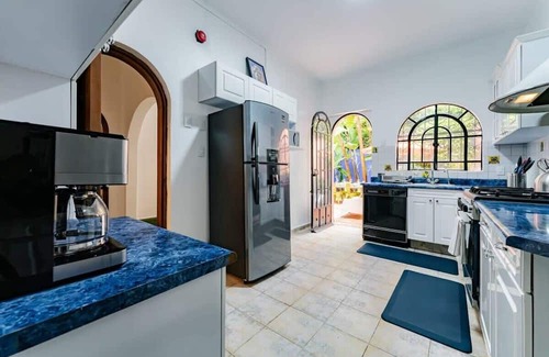 Anahuac House | Family-Friendly Anzures Home for 12