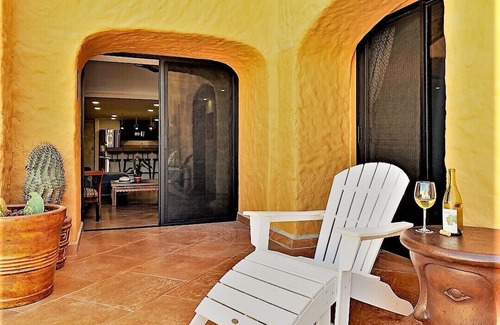 Centro House | Cabo Marina 3-Bedrooms - Spacious & Modern