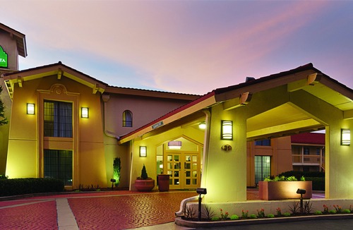 Greenville - Spartanburg Hotel | Baymont by Wyndham Greenville Woodruff Rd