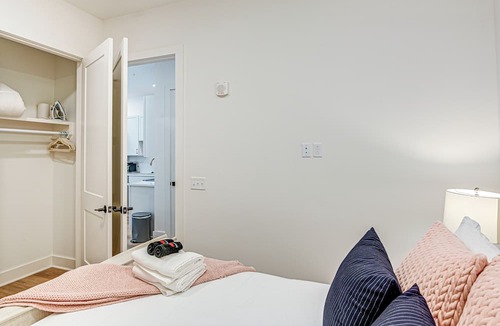 Five Points Condo | Modern Condo 2 Mi to Broadway & Downtown Nashville