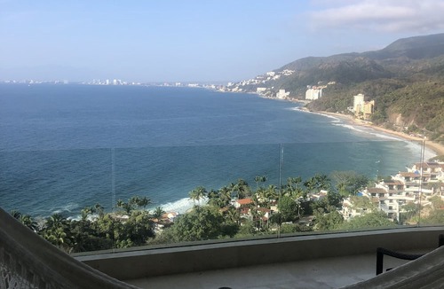 South Shore Hotel Area Resort | Garza Blanca: The Grand Penthouse Suite. New Years