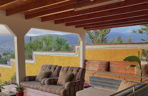 Maestros House | Stunning Home with Terrance Retreat and Breathtaking Views - Beach/Vineyards