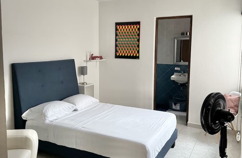 Las Bajadas Apartment | Well located airconditioned apartment. We invoice!
