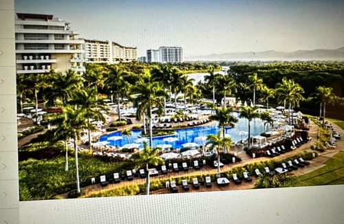 Bajio Villa | GRAND LUXXE I BDRM VILLA, SlEEPS 4-6, amazing golf, pools, spas & restaurants.