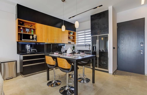 Romantic Zone Apartment | Stylish Romantic Zone Pool Ocean Views Rooftop Bar