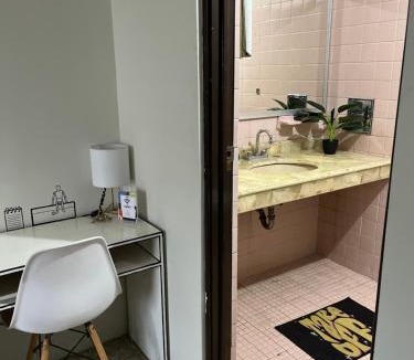 Ciudad Guzman House | Casa Cariño Room 2