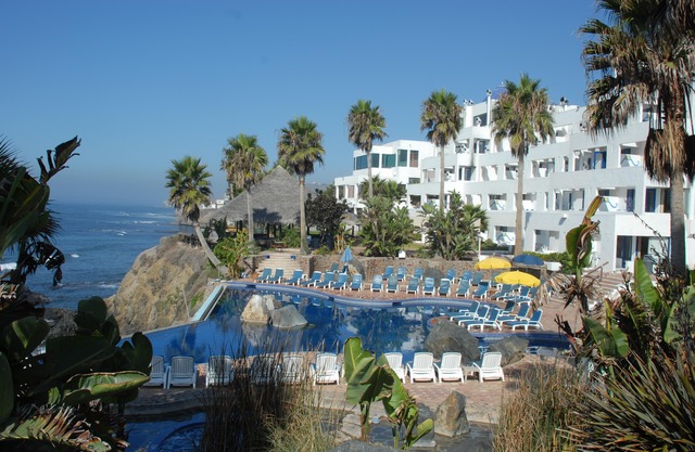 Las Rocas Resort and Spa
