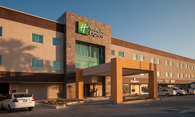 El Tezal Hotel | Holiday Inn Express Cabo San Lucas, an Ihg Hotel
